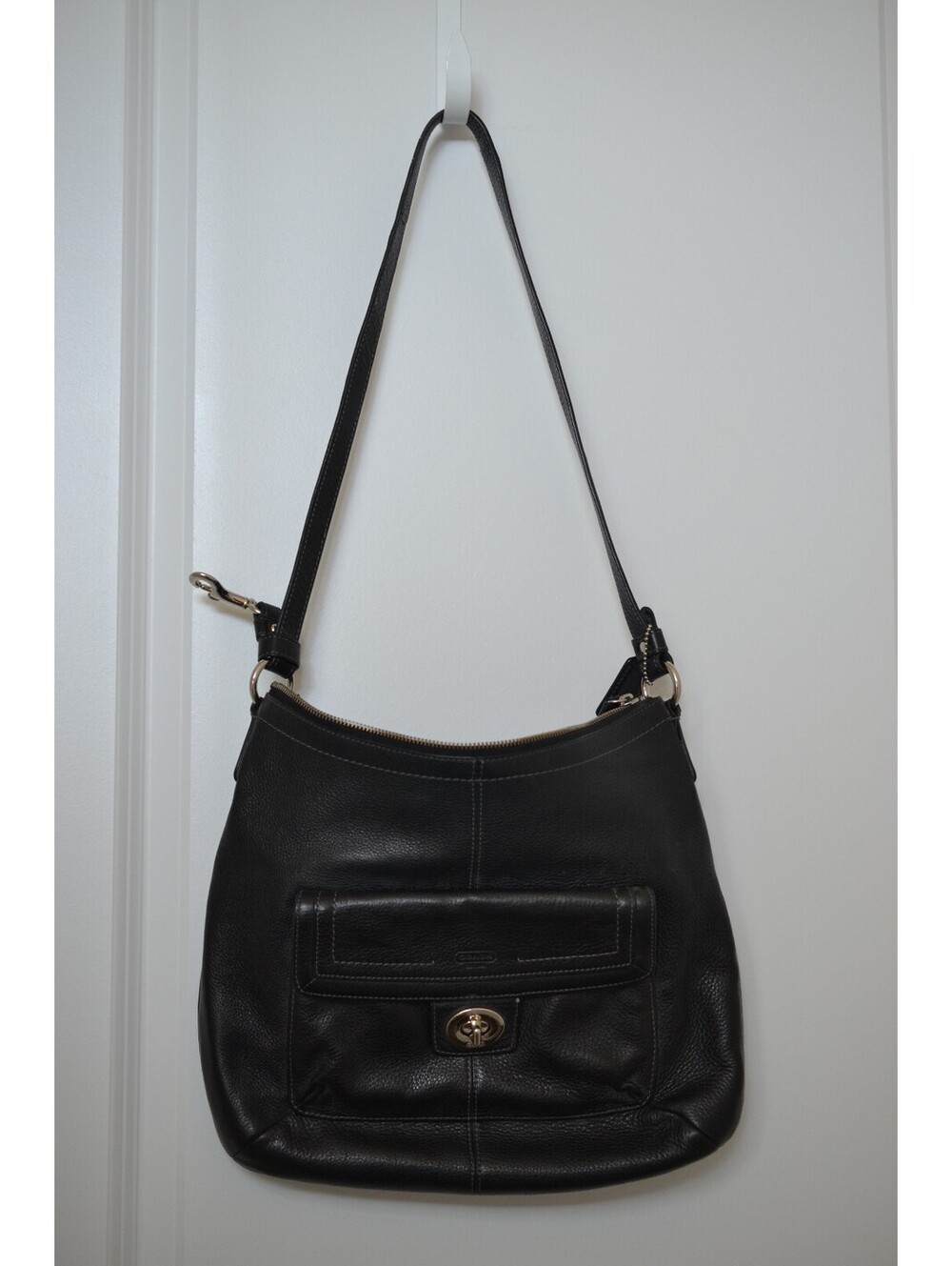Coach Penelope F19045 Black Pebbled Leather Hobo Shoulder Bag Turnlock